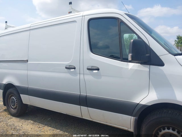 45748197 :رقم المزاد ، W1Y70BGY5NT086509 vin ، 2022 Mercedes-benz Sprinter 1500 Standard Roof I4 مزاد بيع
