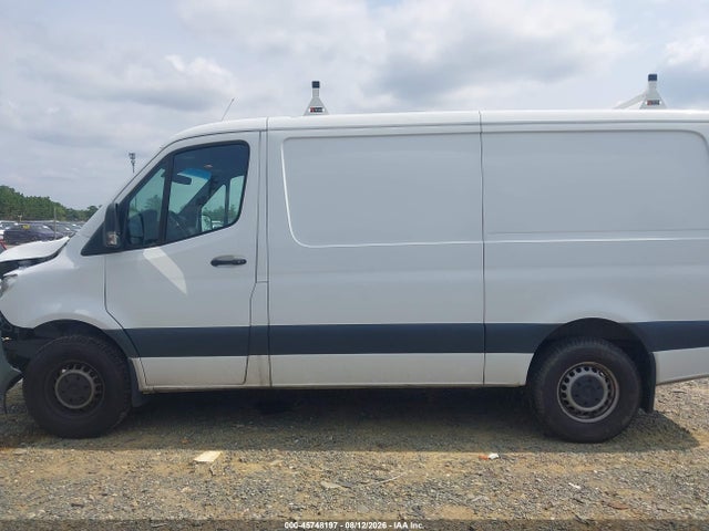 45748197 :رقم المزاد ، W1Y70BGY5NT086509 vin ، 2022 Mercedes-benz Sprinter 1500 Standard Roof I4 مزاد بيع
