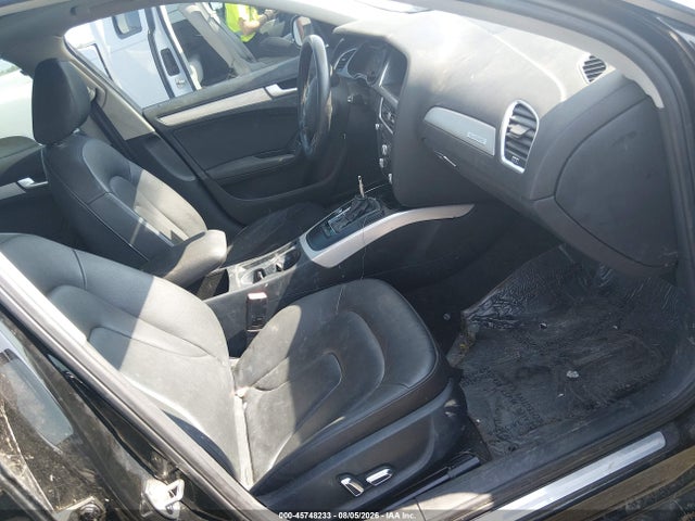 45748233 :رقم المزاد ، WAUFFAFL3EN013221 vin ، 2014 Audi A4 2.0t Premium مزاد بيع