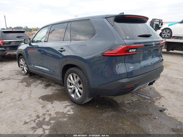 Toyota Grand Highlander Limited 2025 5TDAAAB55SS081108 Image 3