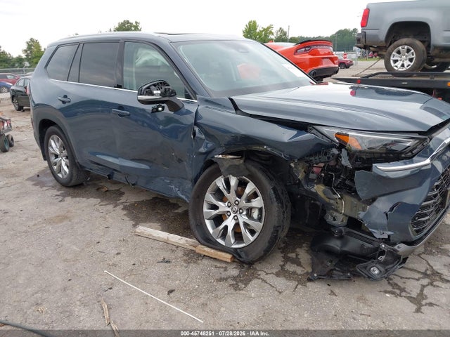 Toyota Grand Highlander Limited 2025 5TDAAAB55SS081108 Image 6