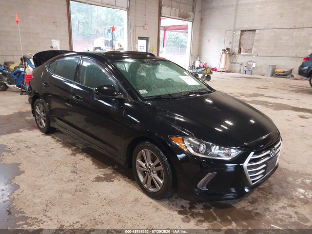 2017 5NPD84LF7HH189293 main image