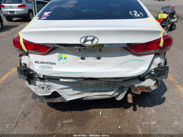 Продаж на аукціоні авто 2018 Hyundai Elantra Value Edition, vin: 5NPD84LF4JH377565, номер лоту: 45748321