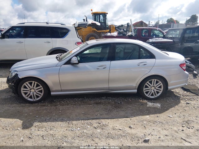 2009 Mercedes-benz C 300 Luxury/sport მანქანა იყიდება აუქციონზე, vin: WDDGF54X89R079899, აუქციონის ნომერი: 45748329
