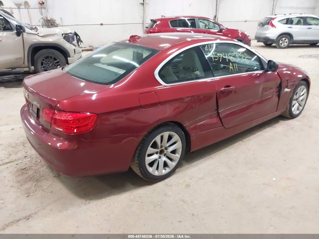 2011 Bmw 328i Xdrive მანქანა იყიდება აუქციონზე, vin: WBAKF5C54BE586961, აუქციონის ნომერი: 45748336