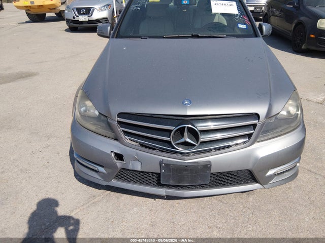 45748340 :رقم المزاد ، WDDGF4HB4EA956972 vin ، 2014 Mercedes-benz C 250 Luxury/sport مزاد بيع