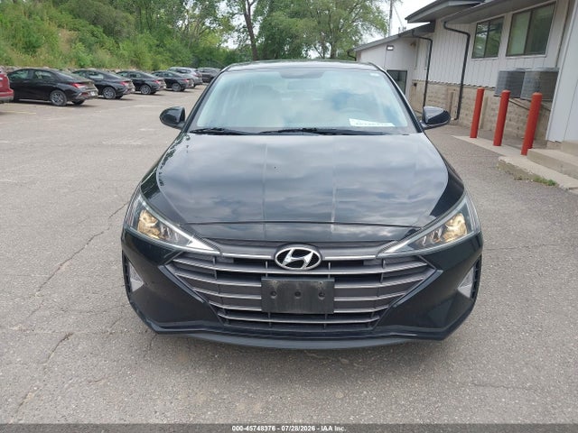 2019 Hyundai Elantra Se მანქანა იყიდება აუქციონზე, vin: 5NPD74LF6KH492270, აუქციონის ნომერი: 45748376