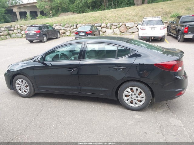 2019 Hyundai Elantra Se მანქანა იყიდება აუქციონზე, vin: 5NPD74LF6KH492270, აუქციონის ნომერი: 45748376