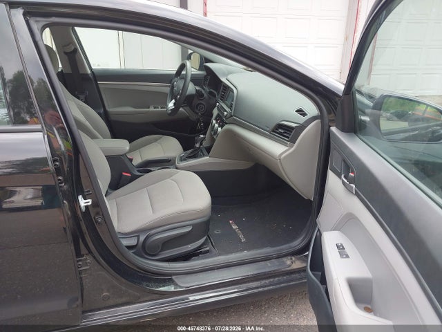 2019 Hyundai Elantra Se მანქანა იყიდება აუქციონზე, vin: 5NPD74LF6KH492270, აუქციონის ნომერი: 45748376