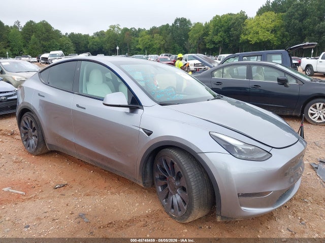 Tesla Model Y Performance Dual Motor All-wheel Drive 2024 7SAYGDEFXRA303594 main image