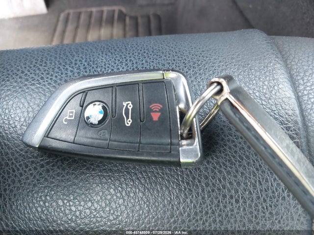 45748509 :رقم المزاد ، 5UXKR2C57F0H37823 vin ، 2015 Bmw X5 Sdrive35i مزاد بيع