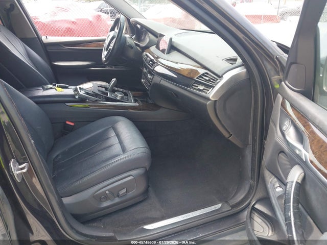 45748509 :رقم المزاد ، 5UXKR2C57F0H37823 vin ، 2015 Bmw X5 Sdrive35i مزاد بيع