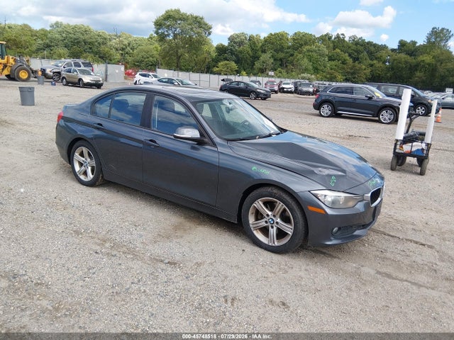 2015 Bmw 320i მანქანა იყიდება აუქციონზე, vin: WBA3B1C55FP831608, აუქციონის ნომერი: 45748518