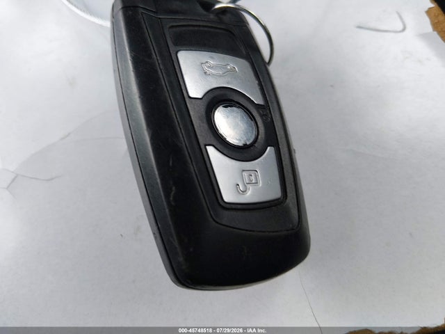 45748518 :رقم المزاد ، WBA3B1C55FP831608 vin ، 2015 Bmw 320i مزاد بيع