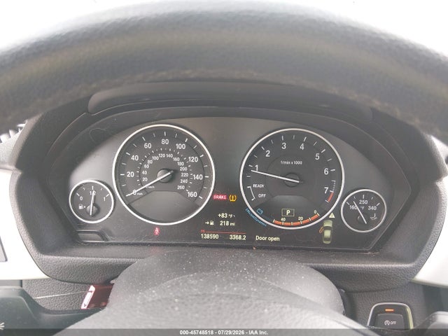 45748518 :رقم المزاد ، WBA3B1C55FP831608 vin ، 2015 Bmw 320i مزاد بيع