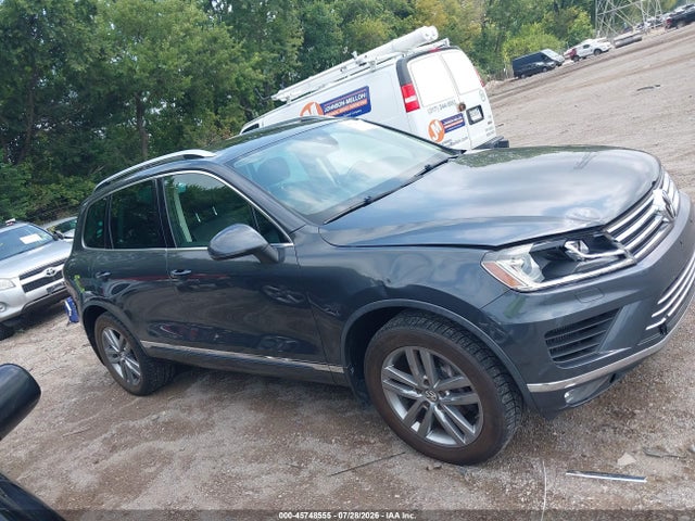 Aukcja sprzedaży 2016 Volkswagen Touareg Tdi Lux, vin: WVGEP9BP2GD001200, numer aukcji: 45748555