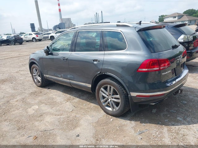 Aukcja sprzedaży 2016 Volkswagen Touareg Tdi Lux, vin: WVGEP9BP2GD001200, numer aukcji: 45748555