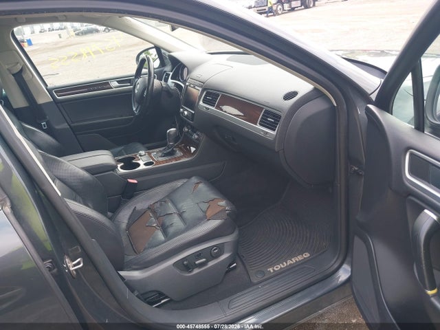 Aukcja sprzedaży 2016 Volkswagen Touareg Tdi Lux, vin: WVGEP9BP2GD001200, numer aukcji: 45748555