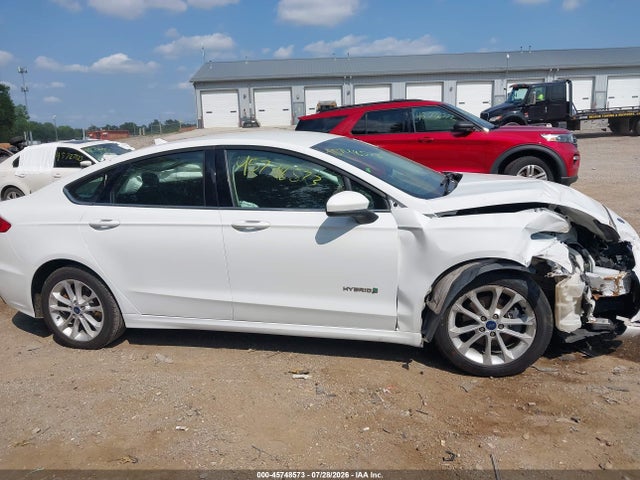 Продажа на аукционе авто 2019 Ford Fusion Hybrid Se, vin: 3FA6P0LU0KR210725, номер лота: 45748573