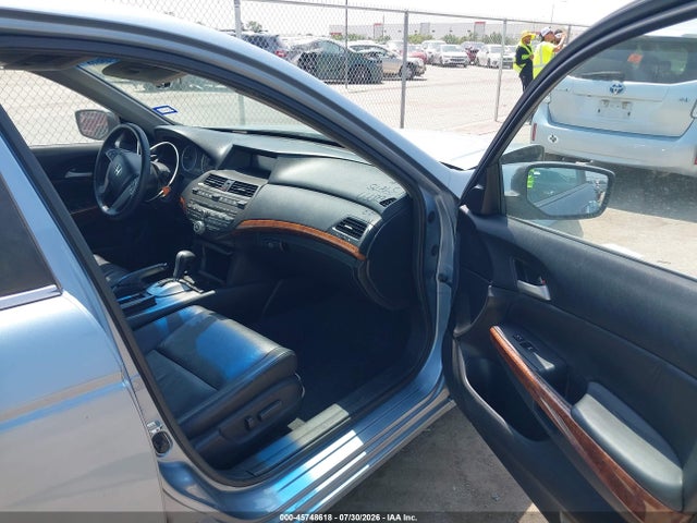 2011 Honda Accord 2.4 Ex-l მანქანა იყიდება აუქციონზე, vin: 1HGCP2F83BA039875, აუქციონის ნომერი: 45748618