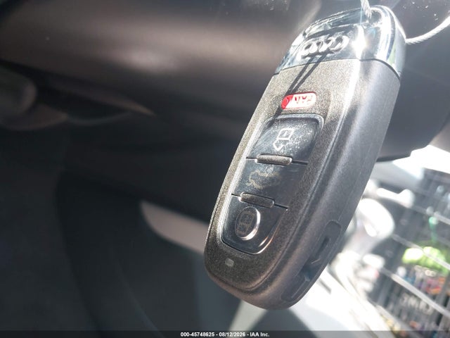 Продажа на аукционе авто 2013 Audi A5 2.0t Premium, vin: WAUCFAFR4DA069147, номер лота: 45748625