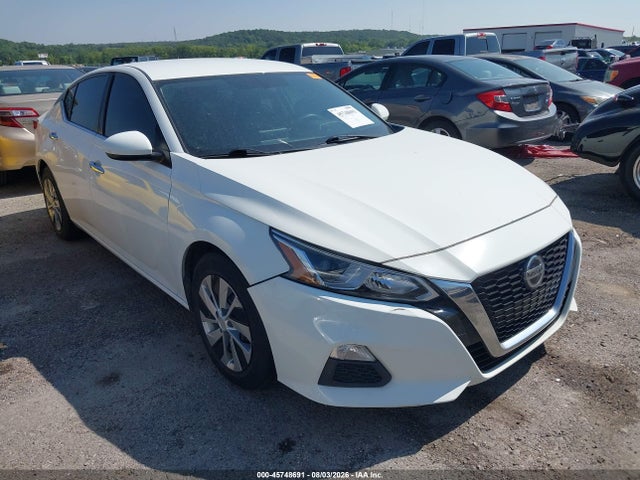 Продажа на аукционе авто 2020 Nissan Altima S Fwd, vin: 1N4BL4BV3LC180583, номер лота: 45748691