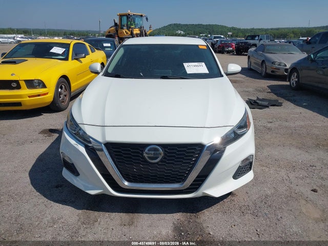 45748691 :رقم المزاد ، 1N4BL4BV3LC180583 vin ، 2020 Nissan Altima S Fwd مزاد بيع