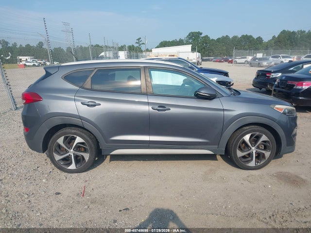 45748695 :رقم المزاد ، KM8J3CA20HU401500 vin ، 2017 Hyundai Tucson Sport مزاد بيع