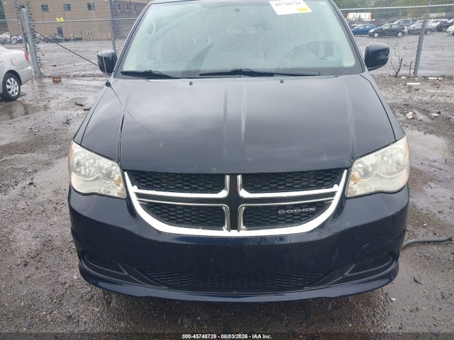 45748728 :رقم المزاد ، 2D4RN3DG8BR627929 vin ، 2011 Dodge Grand Caravan Mainstreet مزاد بيع