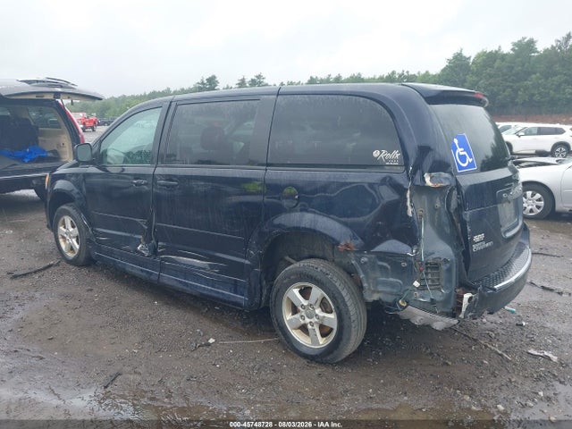 45748728 :رقم المزاد ، 2D4RN3DG8BR627929 vin ، 2011 Dodge Grand Caravan Mainstreet مزاد بيع