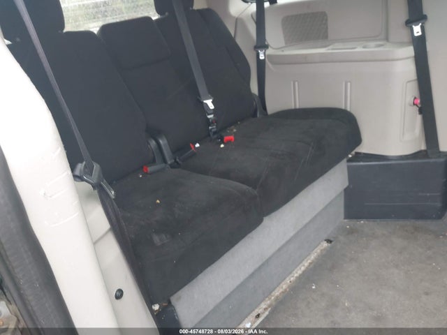 45748728 :رقم المزاد ، 2D4RN3DG8BR627929 vin ، 2011 Dodge Grand Caravan Mainstreet مزاد بيع