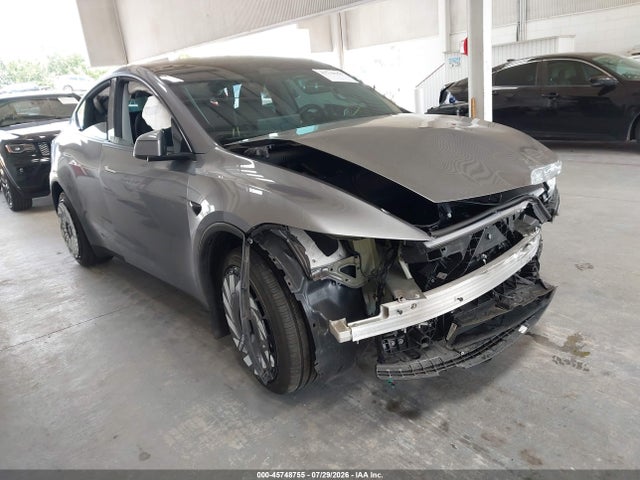 Tesla Model Y All-wheel Drive/long Range Launch Series/premium All-wheel Drive 2026 7SAYGDEEXTA380416 main image