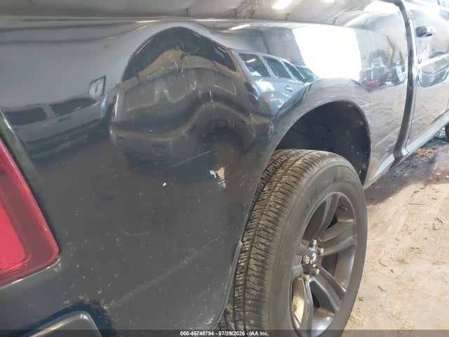 45748794 :رقم المزاد ، 1C6RR7UT9GS154626 vin ، 2016 Ram 1500 Sport مزاد بيع