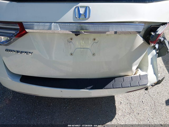 45748827 :رقم المزاد ، 5FNRL5H63FB102102 vin ، 2015 Honda Odyssey Ex-l مزاد بيع