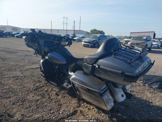 Harley-Davidson FLHTKSE 2019 1HD1TEH19KB950367 Image 12