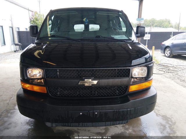 45748894 :رقم المزاد ، 1GNWGPFG6F1269228 vin ، 2015 Chevrolet Express 2500 Ls مزاد بيع
