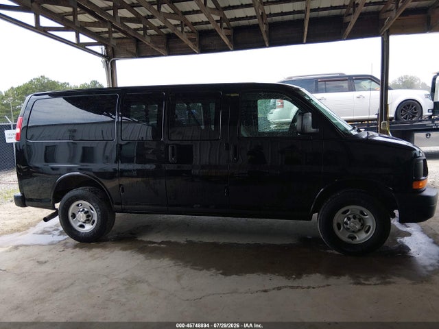 45748894 :رقم المزاد ، 1GNWGPFG6F1269228 vin ، 2015 Chevrolet Express 2500 Ls مزاد بيع