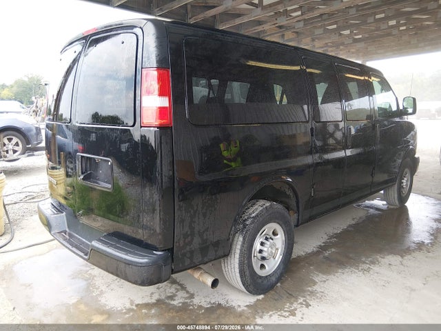 45748894 :رقم المزاد ، 1GNWGPFG6F1269228 vin ، 2015 Chevrolet Express 2500 Ls مزاد بيع