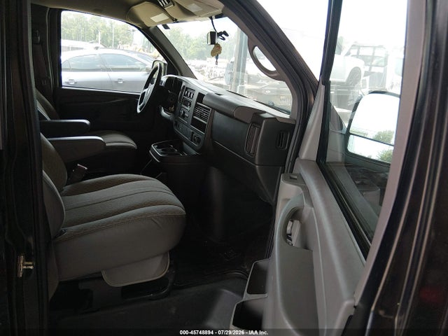 45748894 :رقم المزاد ، 1GNWGPFG6F1269228 vin ، 2015 Chevrolet Express 2500 Ls مزاد بيع