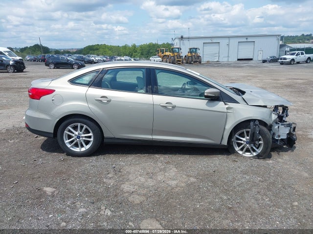 Ford FOCUS SE 2016 1FADP3F21GL210564 Image 12