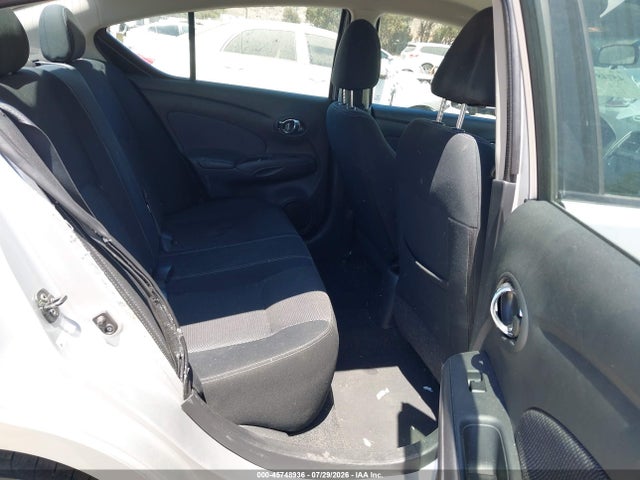 3N1CN7AP9FL940556 Nissan Versa 1.6 Sv
