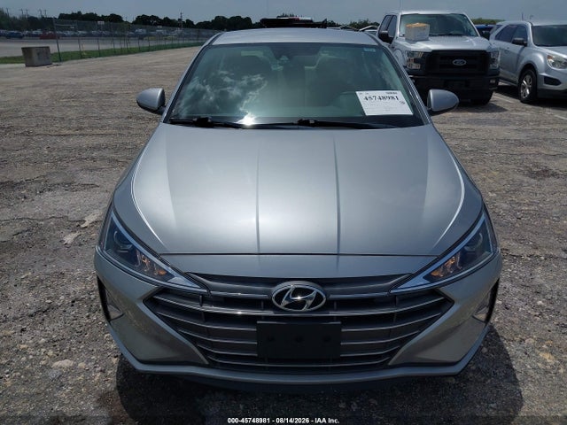 Продажа на аукционе авто 2020 Hyundai Elantra Se, vin: 5NPD74LF2LH602670, номер лота: 45748981