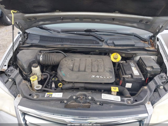 2014 Chrysler Town & Country Touring მანქანა იყიდება აუქციონზე, vin: 2C4RC1BG7ER270791, აუქციონის ნომერი: 45748991