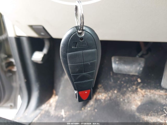 2014 Chrysler Town & Country Touring მანქანა იყიდება აუქციონზე, vin: 2C4RC1BG7ER270791, აუქციონის ნომერი: 45748991