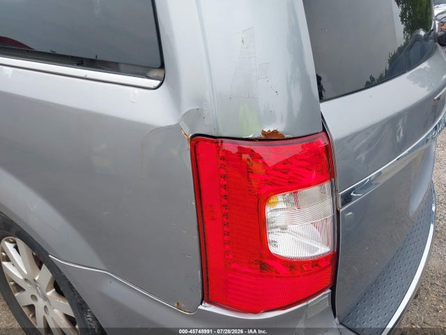 2014 Chrysler Town & Country Touring მანქანა იყიდება აუქციონზე, vin: 2C4RC1BG7ER270791, აუქციონის ნომერი: 45748991
