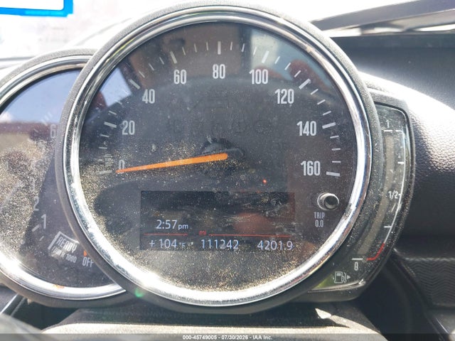 45749005 :رقم المزاد ، WMWLN5C57J2E34165 vin ، 2018 Mini Clubman Cooper مزاد بيع