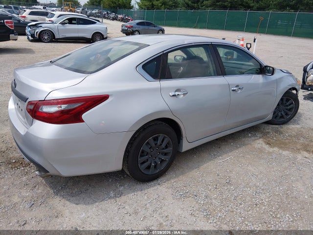 45749057 :رقم المزاد ، 1N4AL3AP1JC212887 vin ، 2018 Nissan Altima 2.5 S مزاد بيع