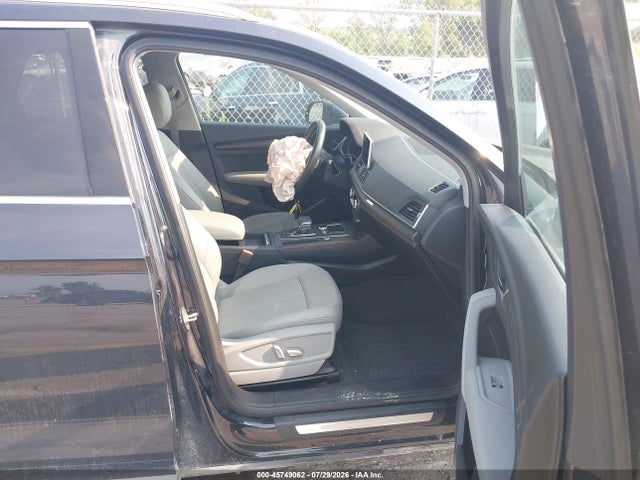 45749062 :رقم المزاد ، WA1BNAFY4J2074521 vin ، 2018 Audi Q5 2.0t Premium/2.0t Tech Premium مزاد بيع