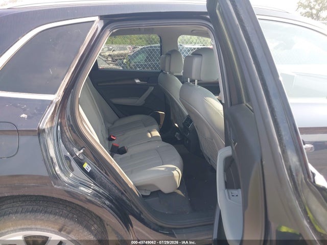 45749062 :رقم المزاد ، WA1BNAFY4J2074521 vin ، 2018 Audi Q5 2.0t Premium/2.0t Tech Premium مزاد بيع