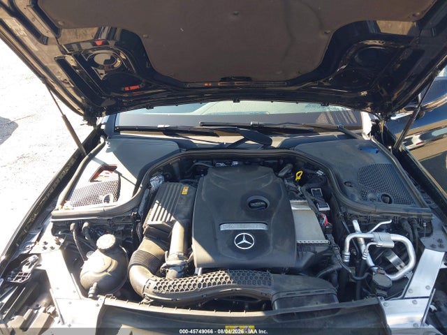 WDDZF4KB6HA168135 Mercedes-Benz E 300 4matic